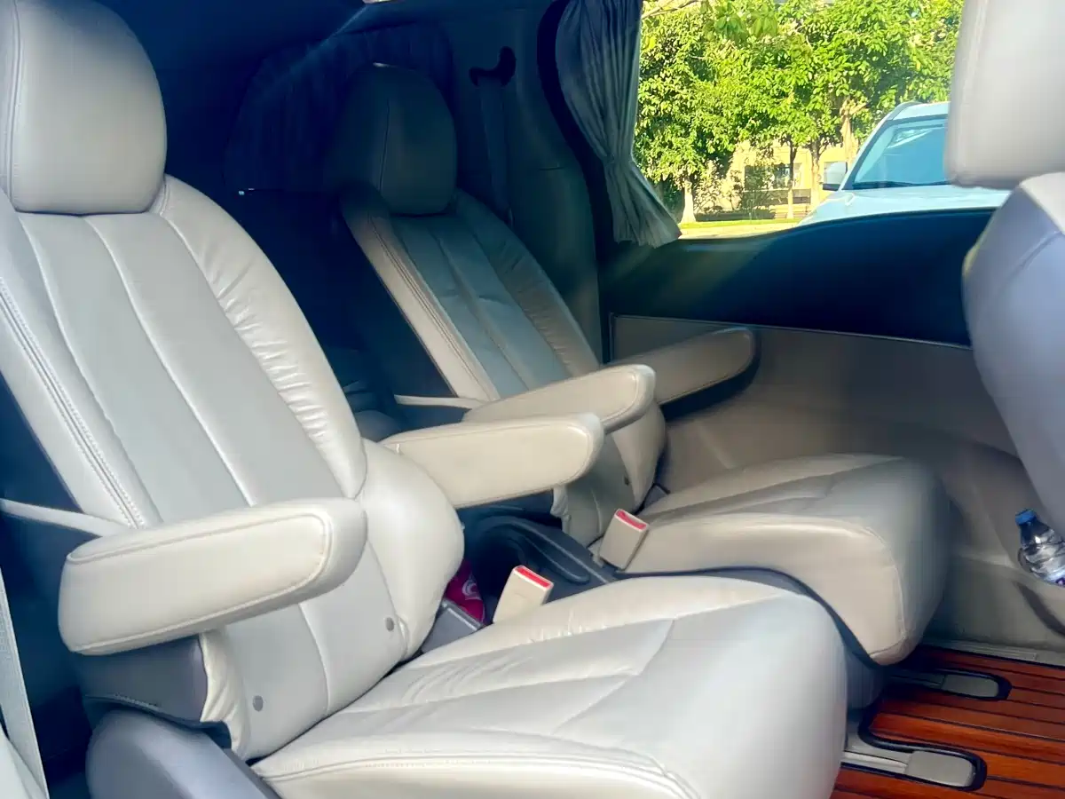 Buick GL8 2013 2.4L LT Luxury Business Executive Edition фото 14