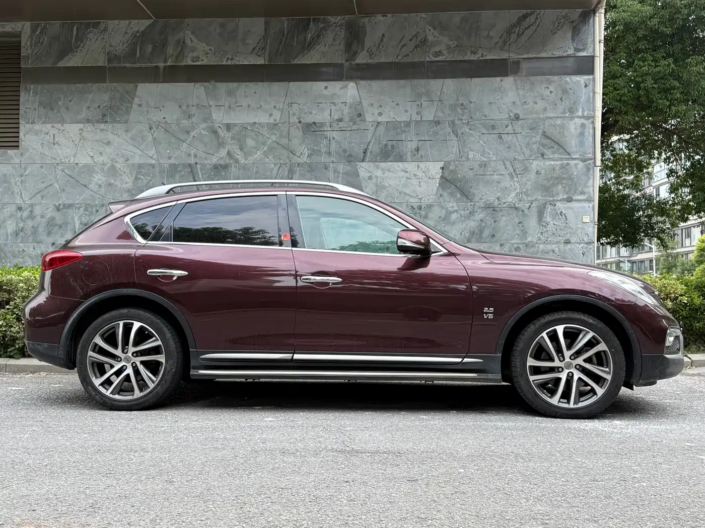 Фото 9 - Infiniti QX50