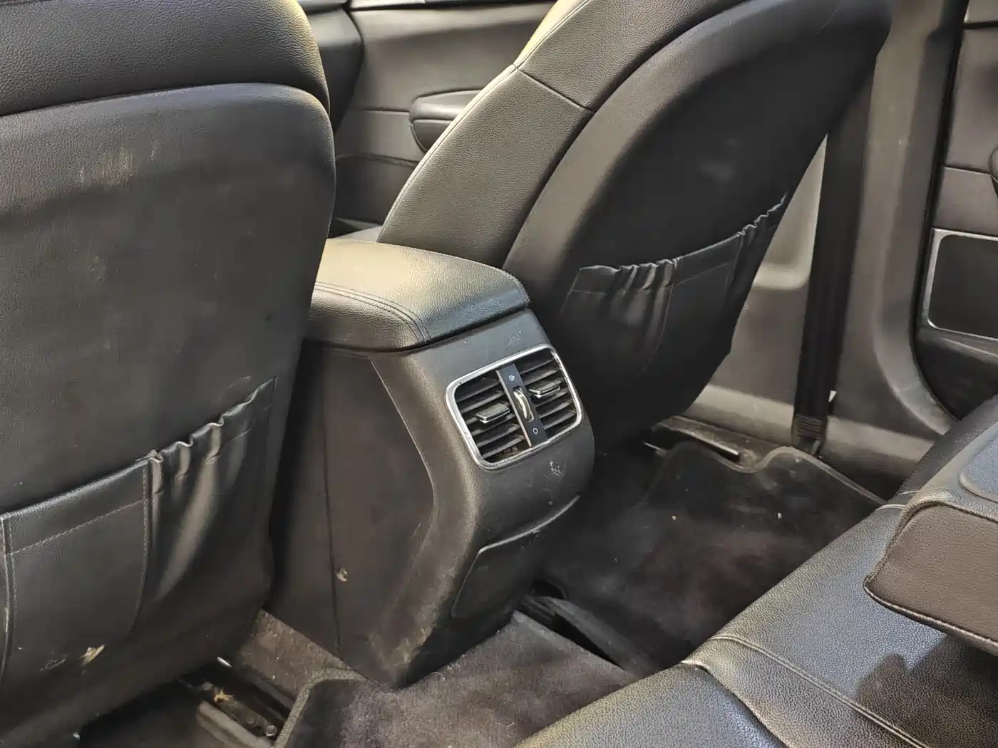 Kia K5 2016 2.0L Hybrid GLS фото 24