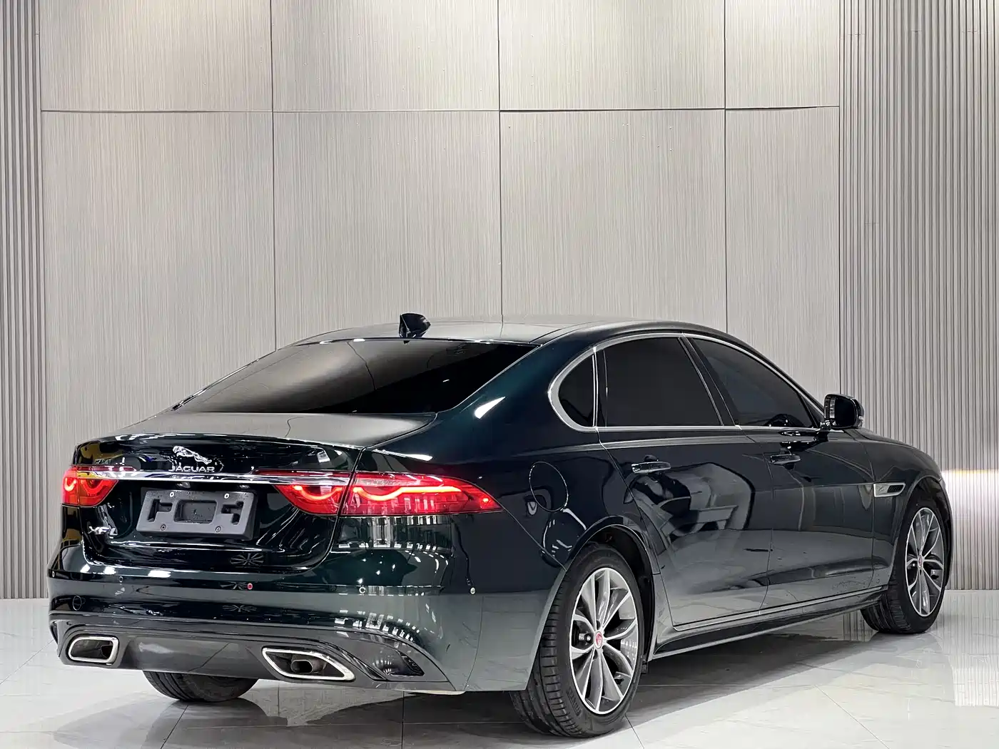 JAGUAR XFL