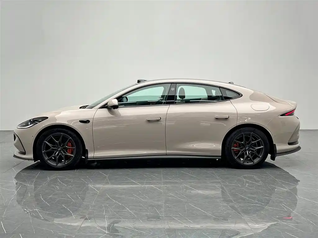 ZHIJI AUTOMOBILE ZHIJI L6