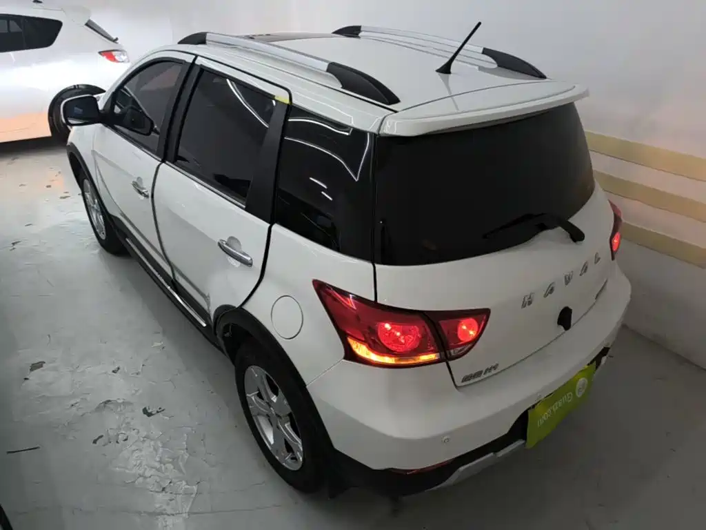 Haval H1 2018 2017 Red Label 1.5L AMT Luxury
