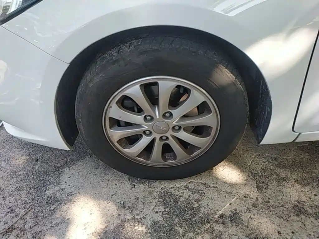 Kia K3S 2014 2014 1.6L Automatic GL