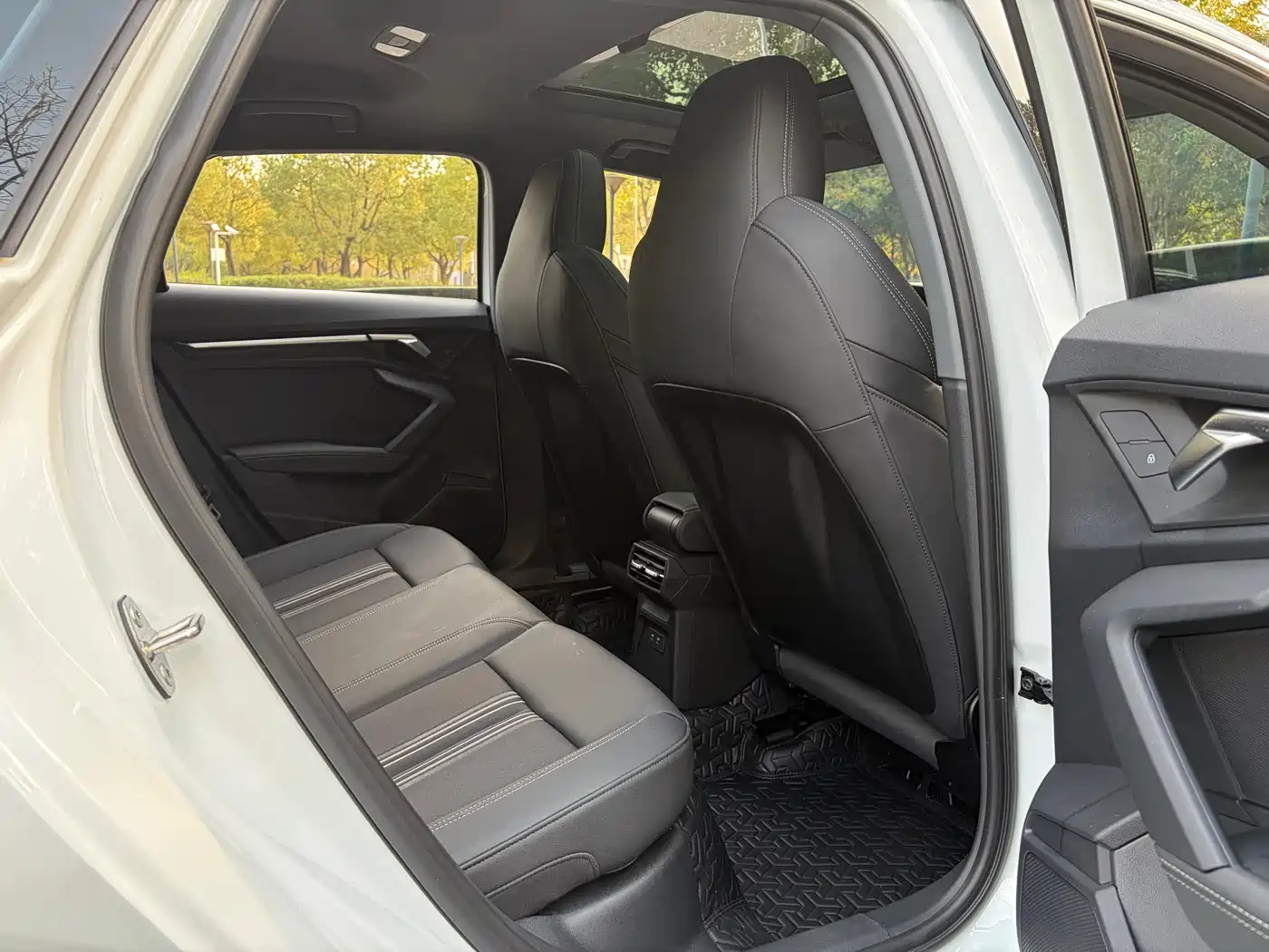 Audi A3 2024 Model Sportback 35 TFSI Fashion Sport фото 8