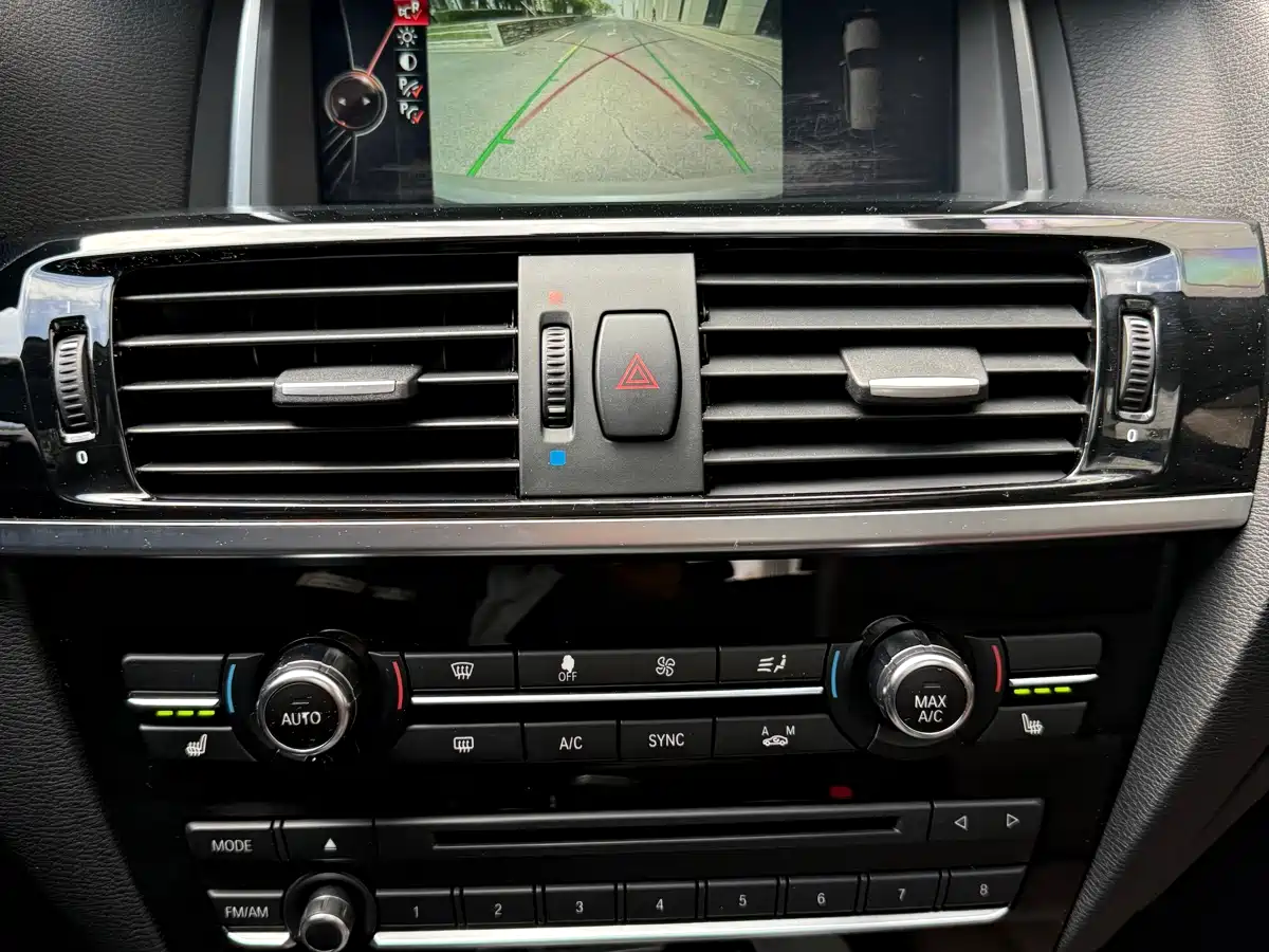 BMW X3 (Import) 2014 xDrive20i X Design Package фото 12