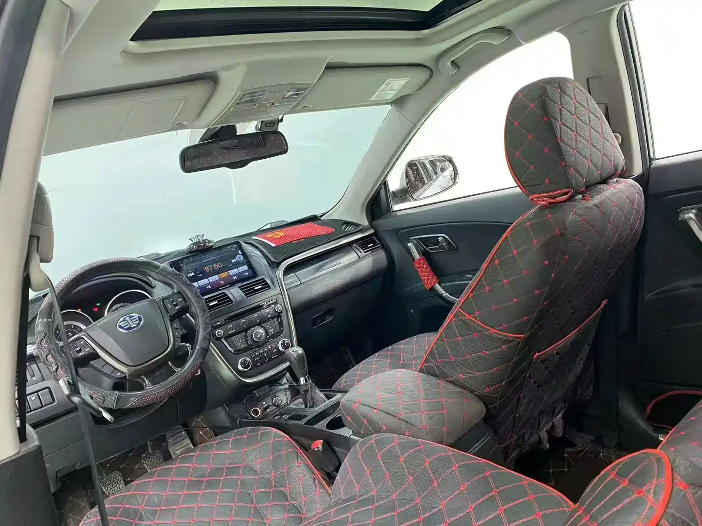Besturn X80 2015 2015 2.0L Manual Luxury