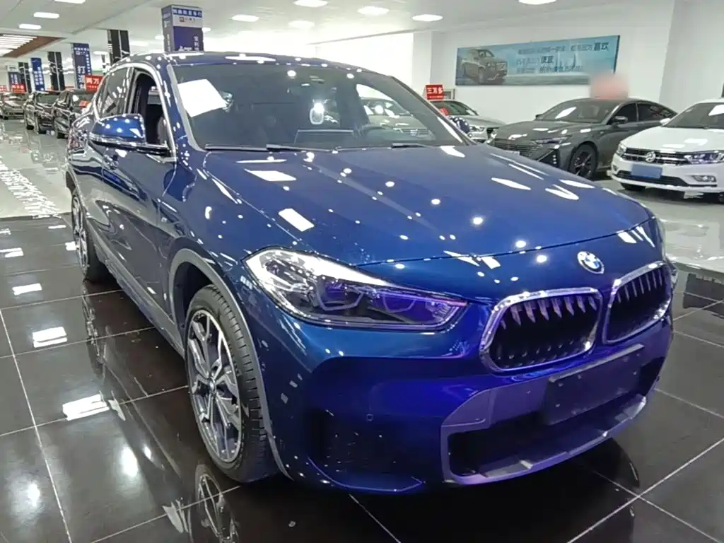 Photo 4 - BMW X2