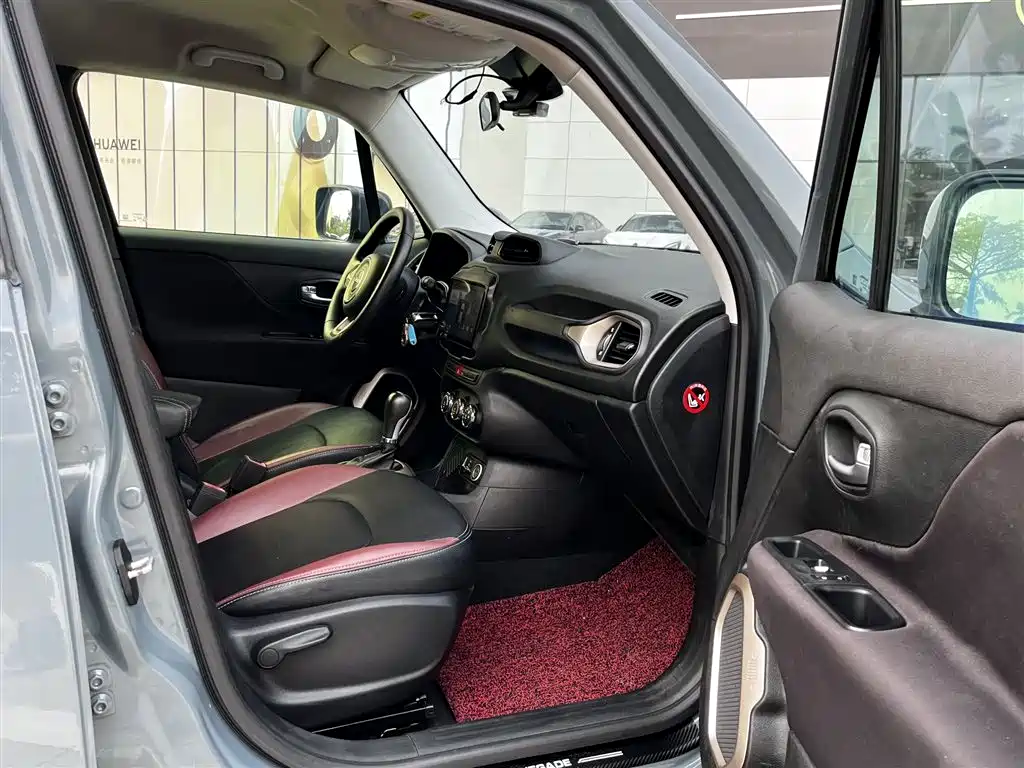 Jeep Renegade 2017 2016 1.4T Automatic Kinetic Edition