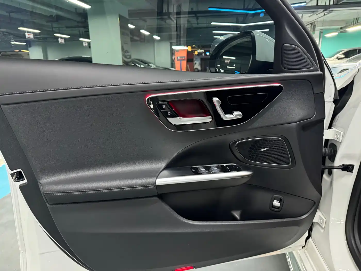Mercedes-Benz C-Class 2024 C 200 L Sport Edition фото 7