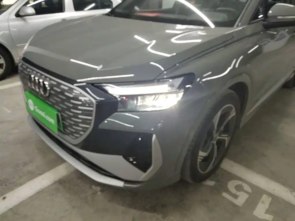 Audi Q4 e-tron 2025 2024 40 e-tron Creation Edition