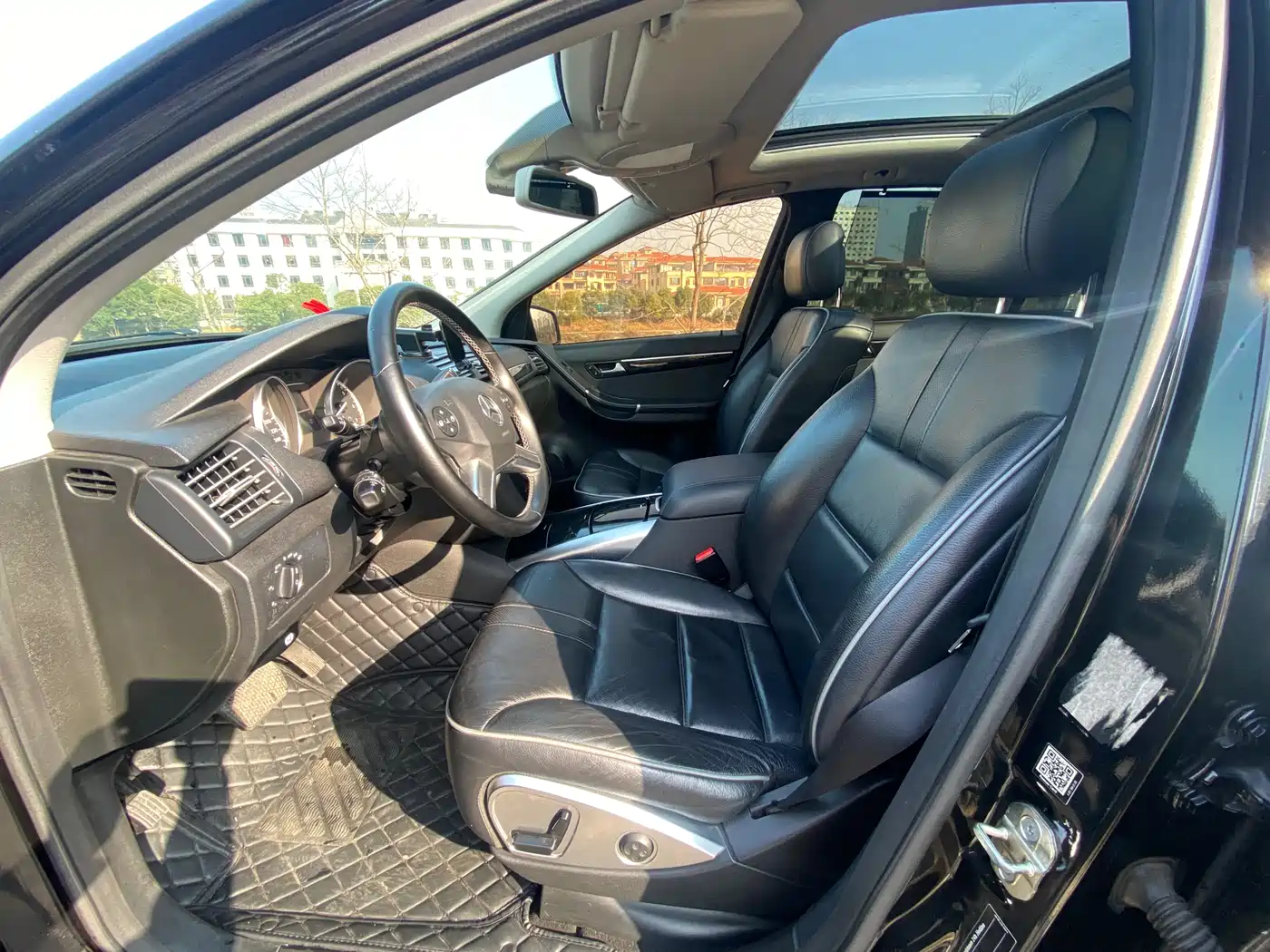 Mercedes-Benz R-Class 2017 R 320 4MATIC Business Collector's Edition фото 9