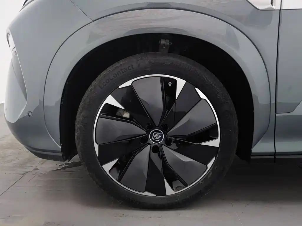 BYD Tang L 2025 2025 DM 175KM Drone Player Edition