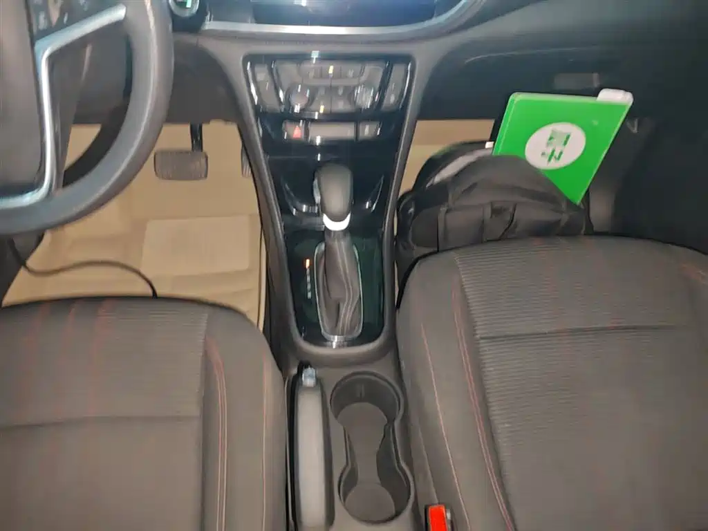 Buick Encore 2017 18T Automatic 2WD Urban Fashion фото 14