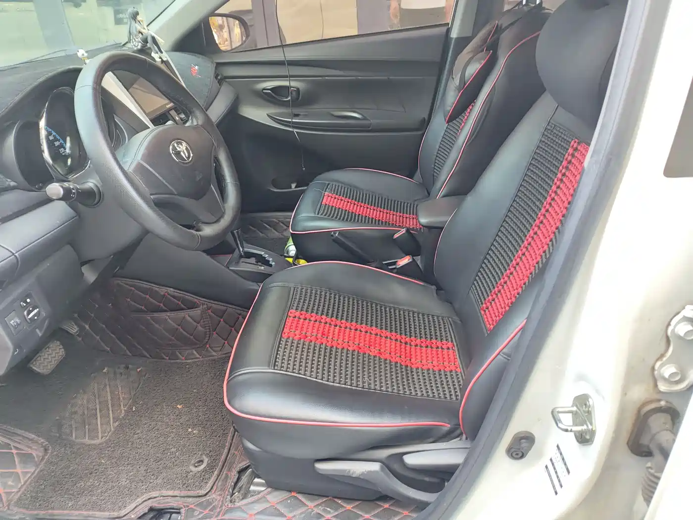 Toyota YARiS L Zhi Xiang 2019 1.5E CVT Charming China VI фото 2