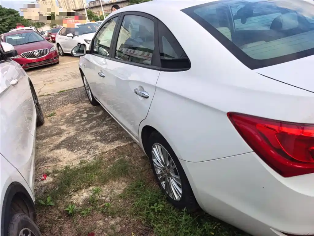 Buick Excelle 2017 15N Automatic Elite фото 5