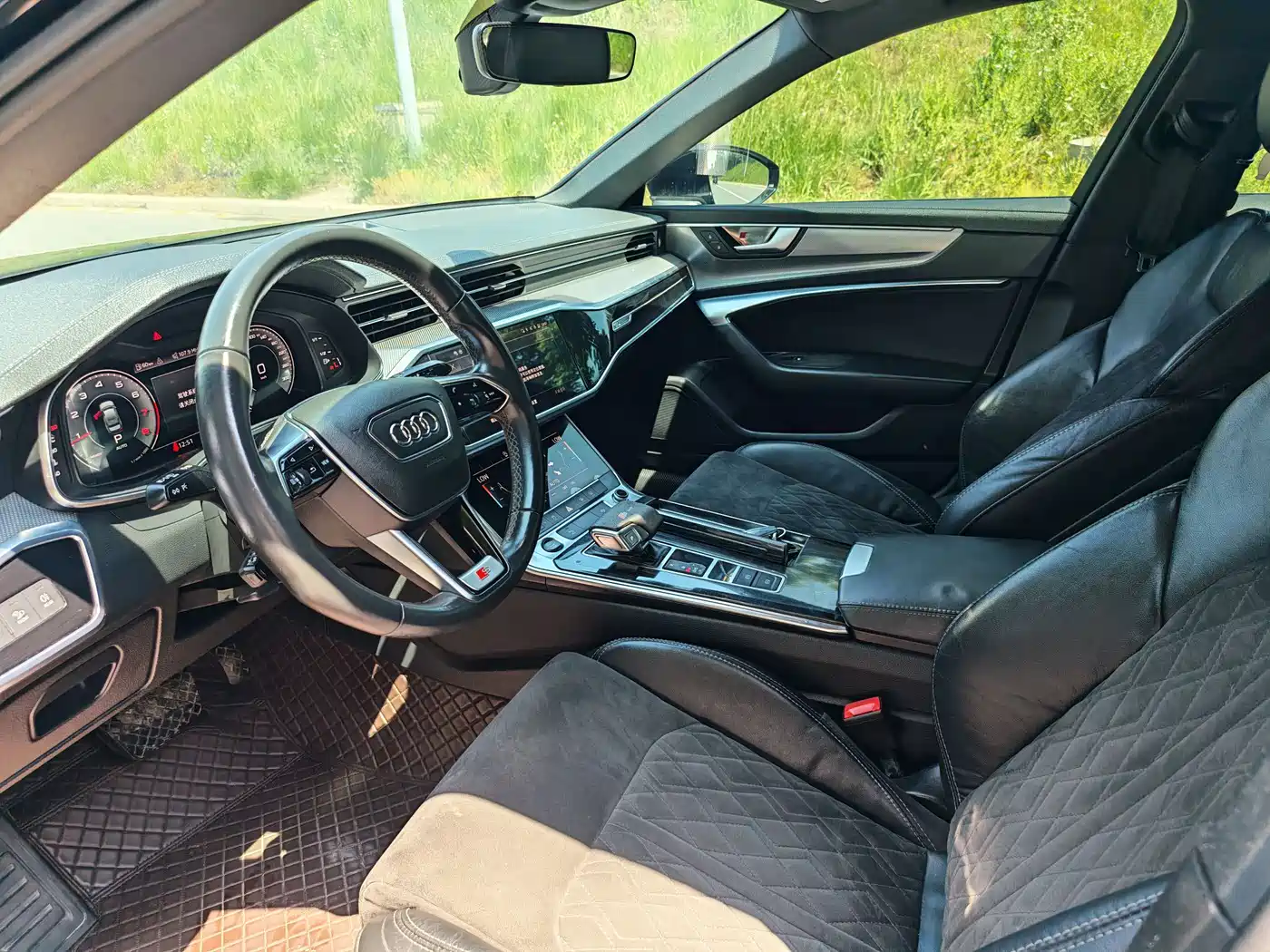 Audi A6L 2021 45 TFSI Exclusive Sport фото 4