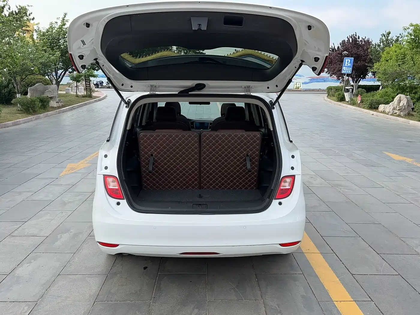Buick GL6 2019 18T 6-seat Connected Luxury China VI фото 9