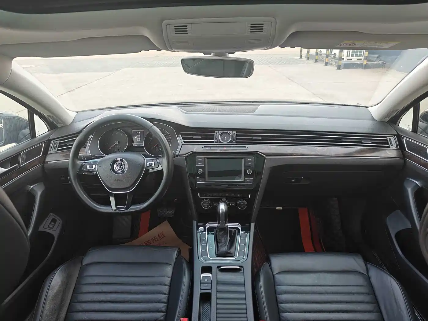 Volkswagen Magotan 2018 Facelift 330TSI DSG Luxury фото 8