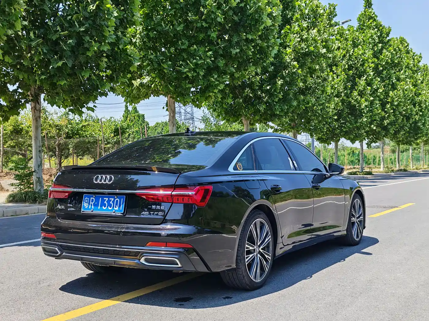Audi A6L 2021 45 TFSI Exclusive Sport фото 9