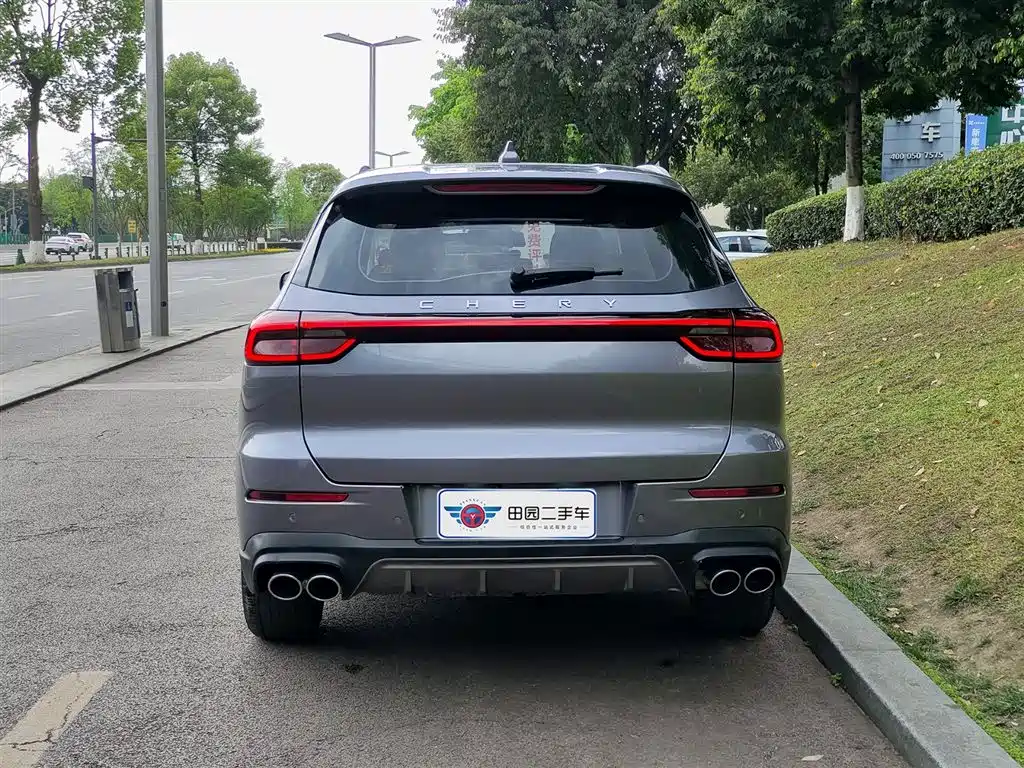 CHERY TIGGO 8