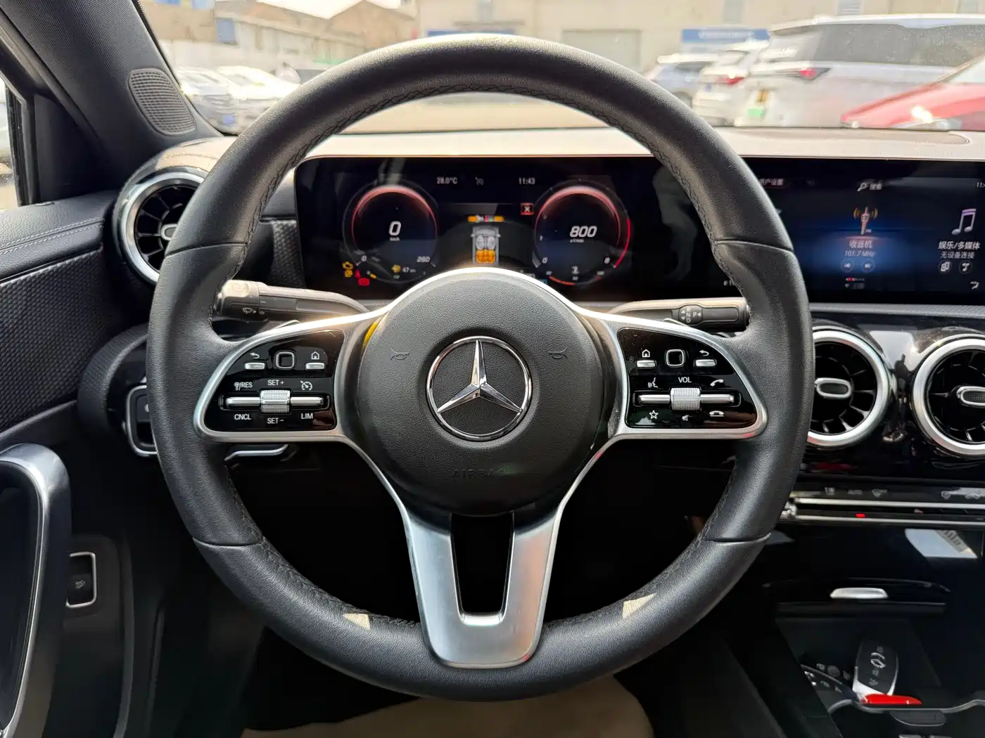 Mercedes-Benz A-Class 2021 A 200 L Sport Sedan Fashion Edition фото 6