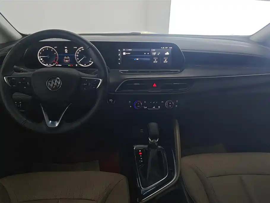Buick GL6 2021 323T Mild Hybrid Connected Luxury фото 12