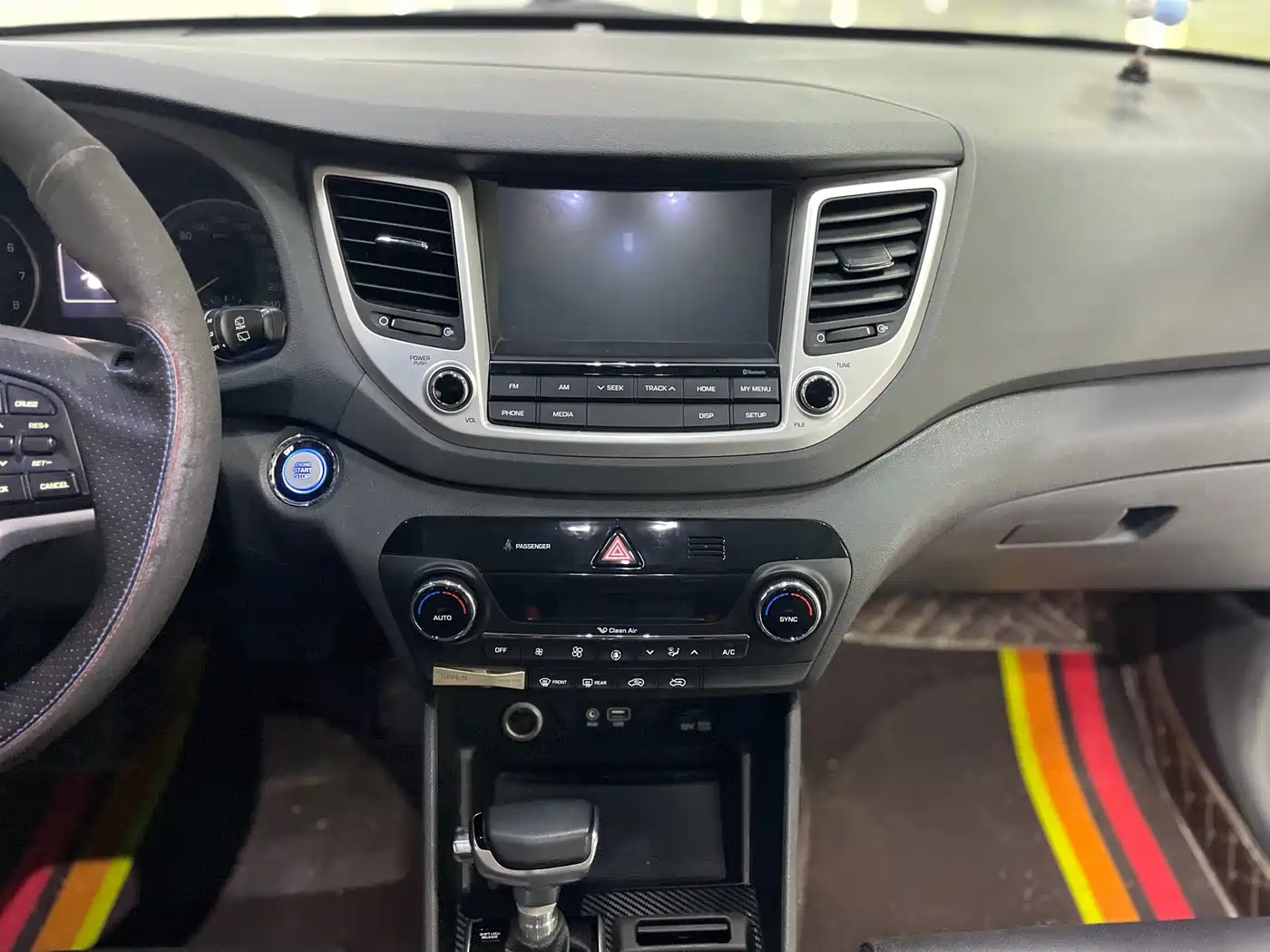 Hyundai Tucson 2018 1.6T DCT 2WD 15th Anniversary Special Edition фото 13