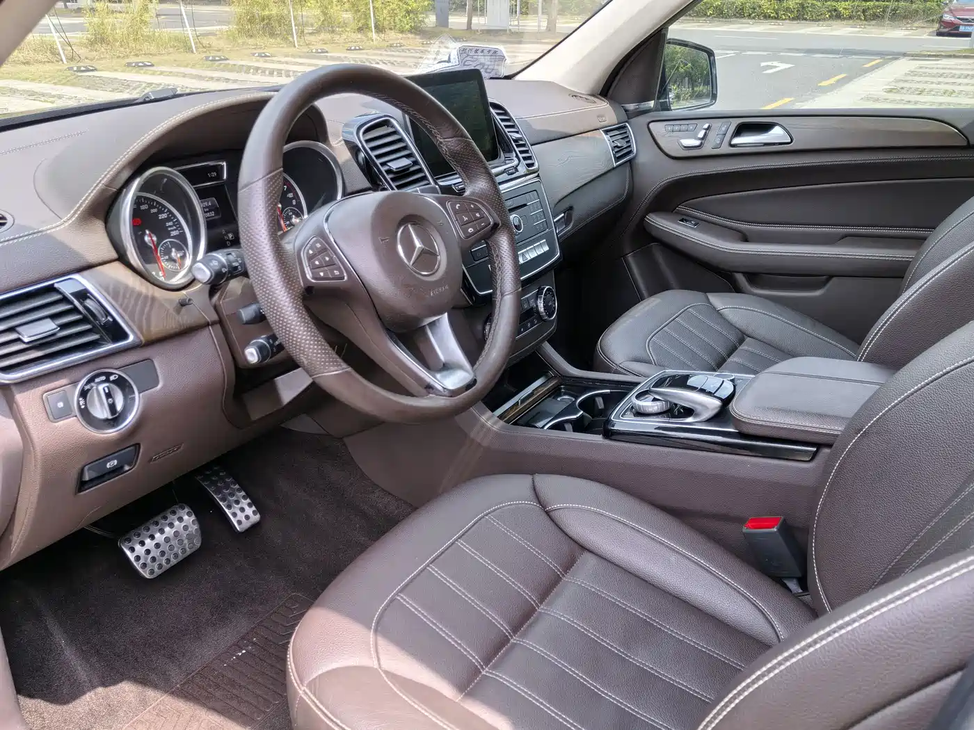 Mercedes-Benz GLE 2018 GLE 400 4MATIC Ultimate Edition фото 13