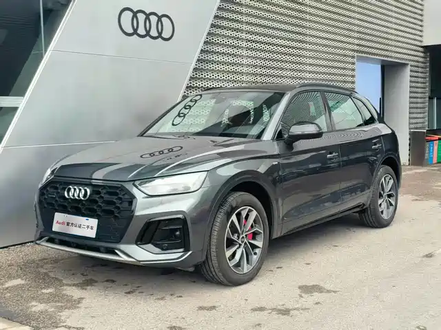 Audi Q5L 40 TFSI, Люкс Драйв