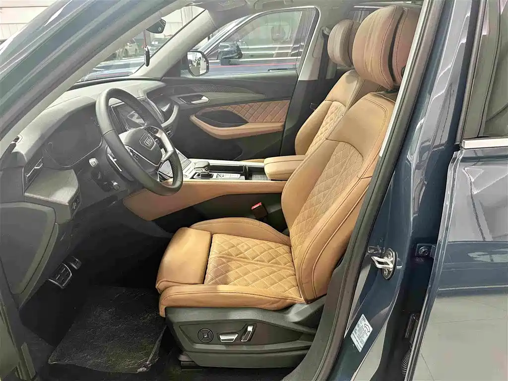 Audi Q6 2024 2024 45 TFSI quattro Qi Yun Yu Lin Package 6-seater