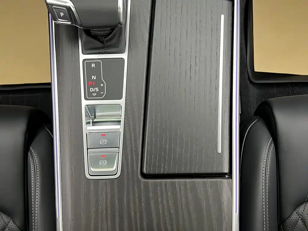 Audi A6L 2026 2026 Model Year 45 TFSI quattro Premium Dynamic