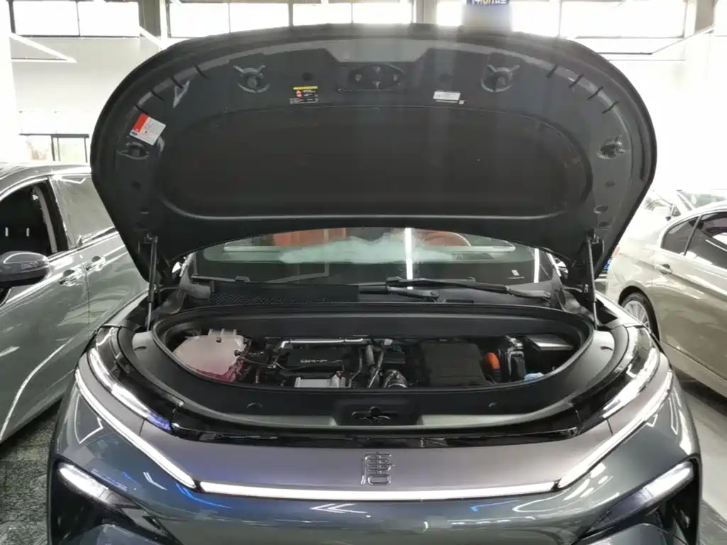 BYD Tang L 2025 2025 DM 175KM Drone Player Edition