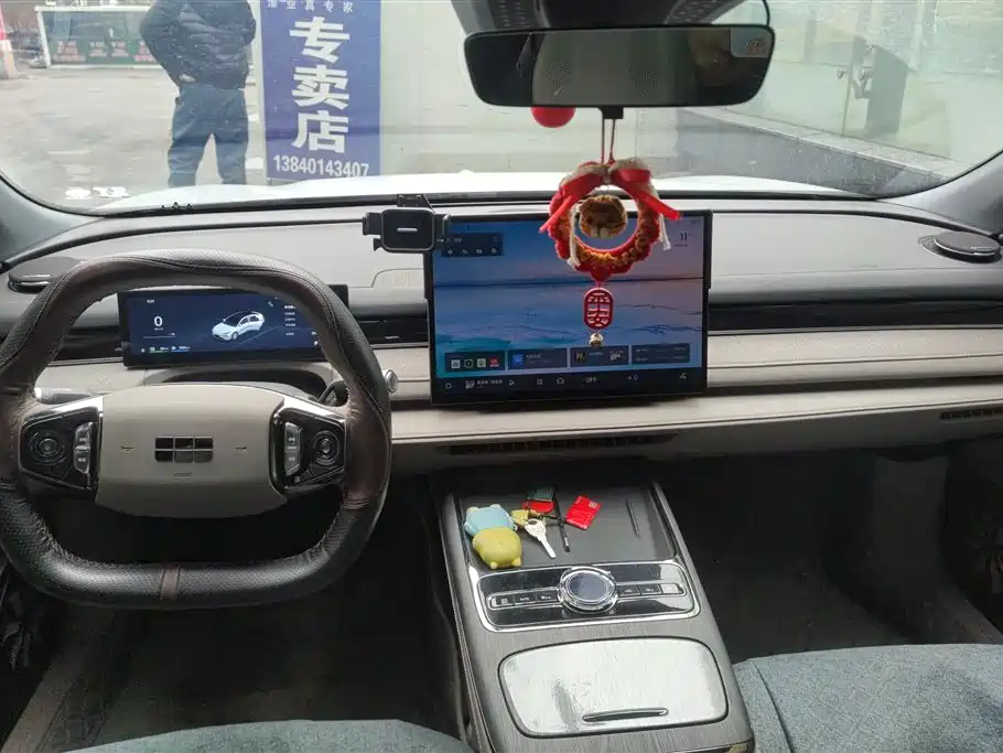 GEELY GALAXY GALAXY SPARKLE 8