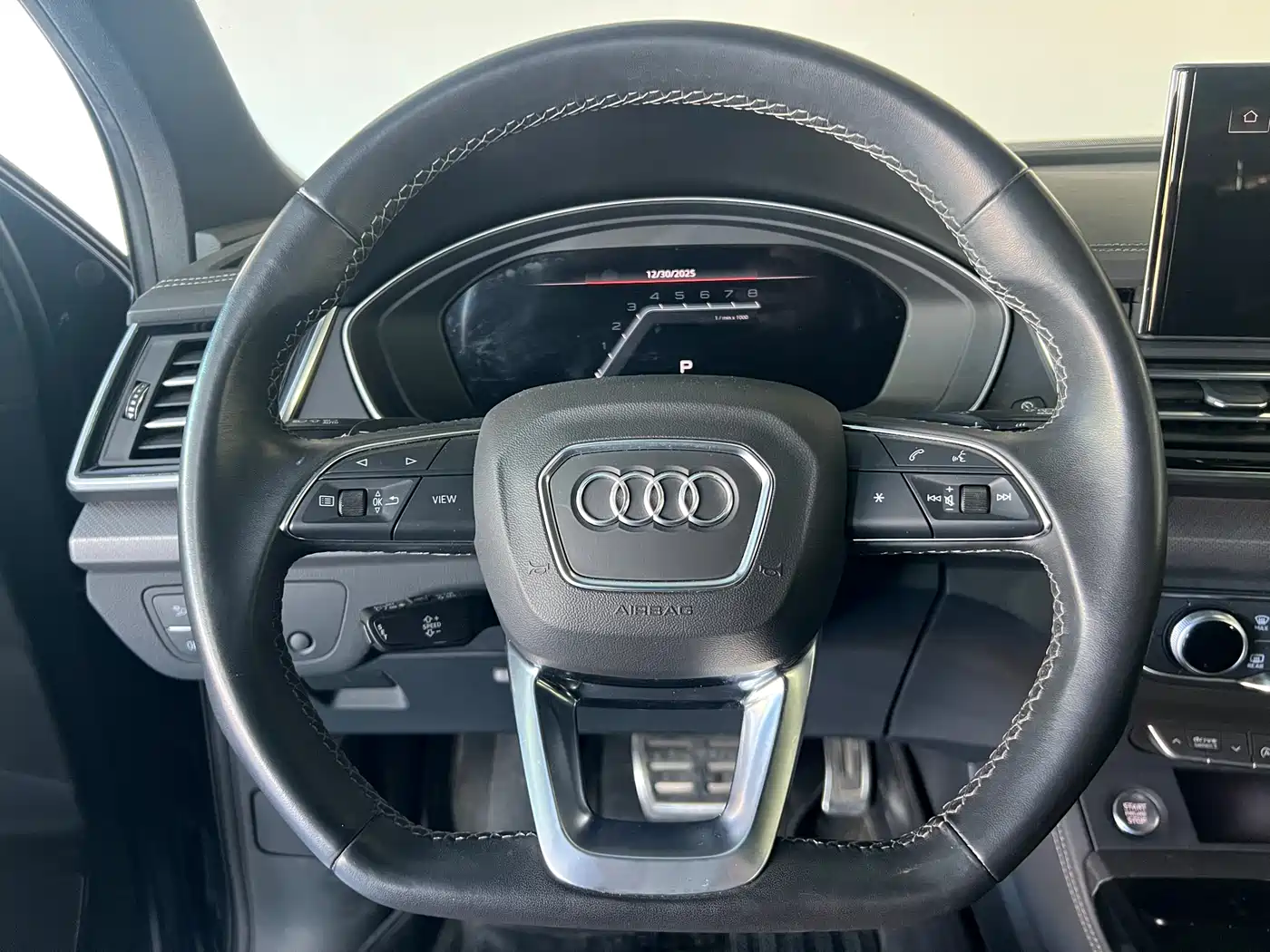 Audi Q5L 2023 40T Luxury Dynamic фото 11