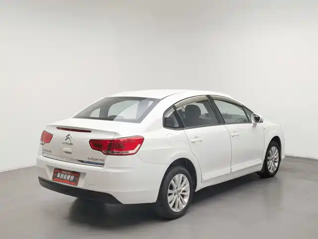 Citroën C-Quatre 2013 Model Sedan 2.0L Manual Comfort Style — фото 2