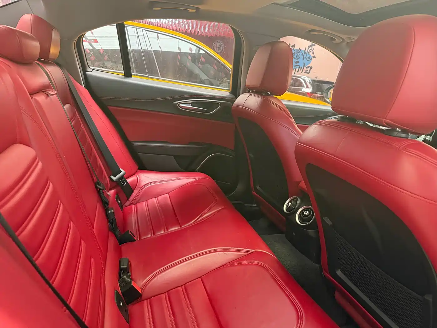 Alfa Romeo Giulia 2020 2020 2.0T 280HP Luxury Edition