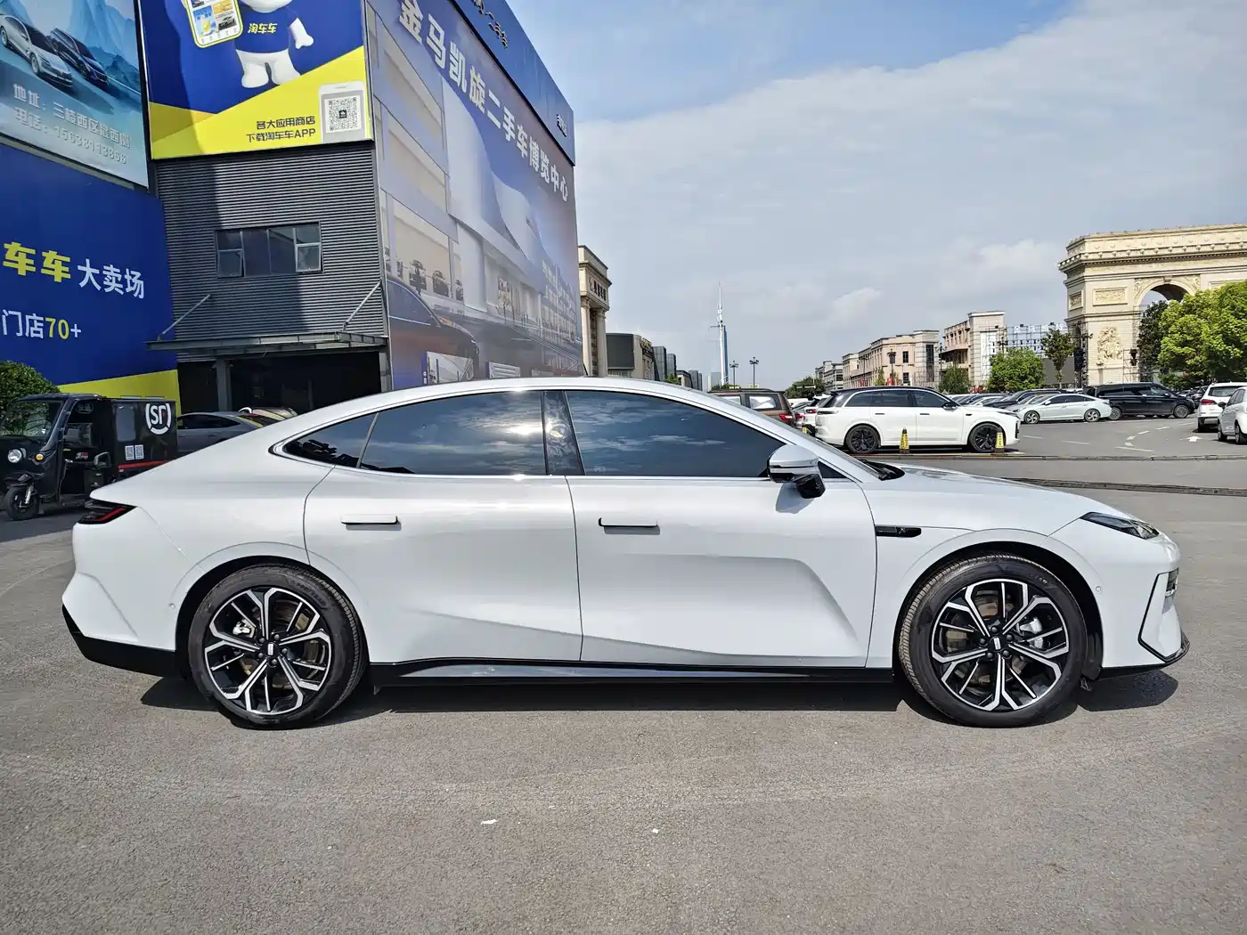 Geely Galaxy Galaxy E8 2025 2025 700km Long Voyage Smart Drive Edition