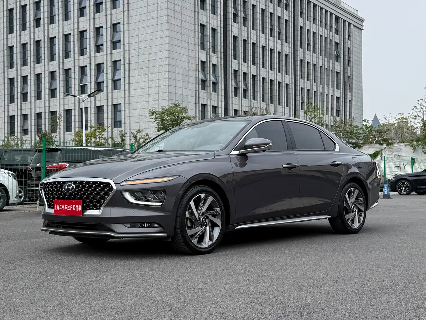 Hyundai Mistra 2021 270TGDi DCT TOP Flagship фото 3