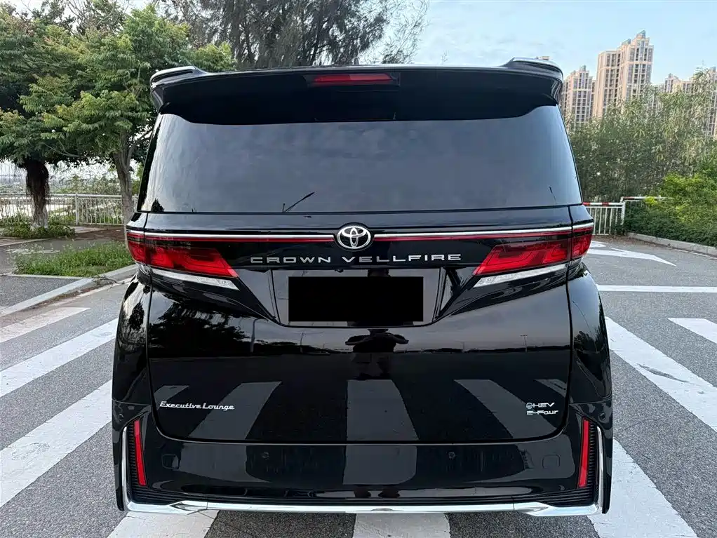 Toyota Vellfire 2023 Crown Hybrid 2.5L HV Premium фото 7