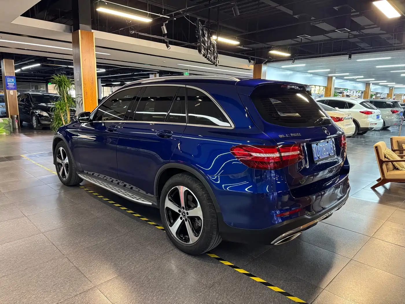 Mercedes-Benz GLC 2018 GLC 260 4MATIC Luxury фото 3