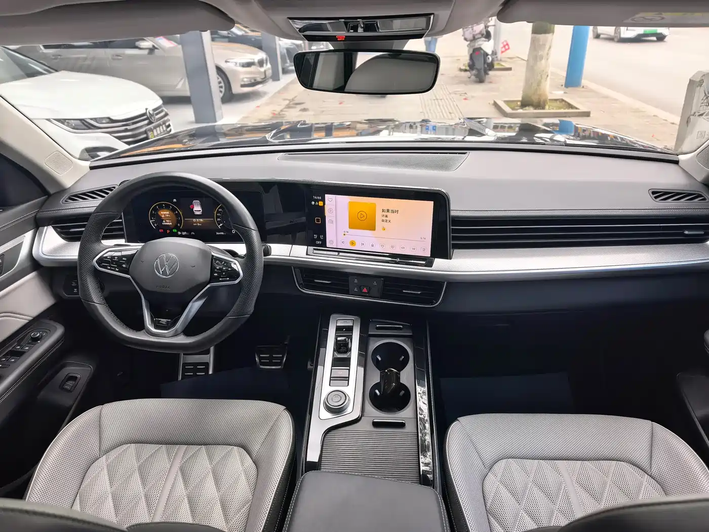 Volkswagen Talagon 2023 380TSI 4WD R-Line Touring Edition фото 5