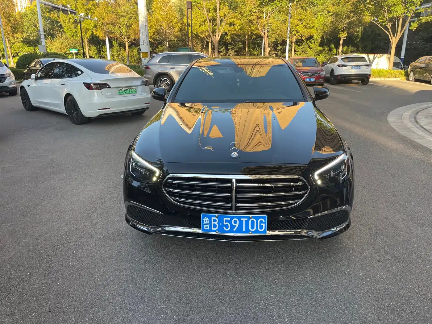 Фото 2 - Mercedes-Benz E-Class