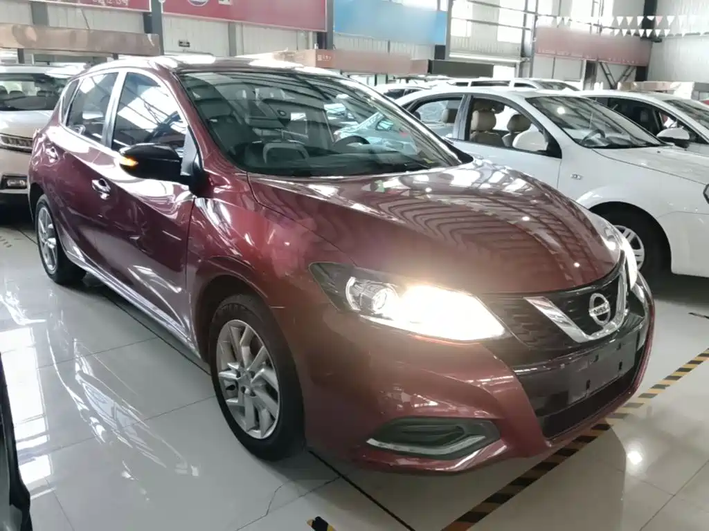Nissan Tiida, миниатюра 4