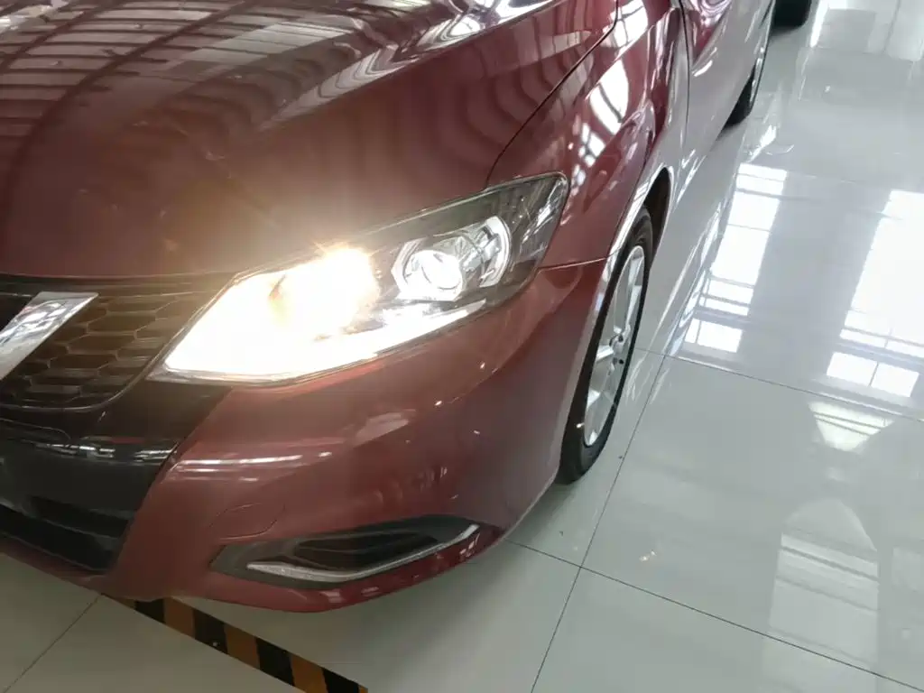 Nissan Tiida, миниатюра 24