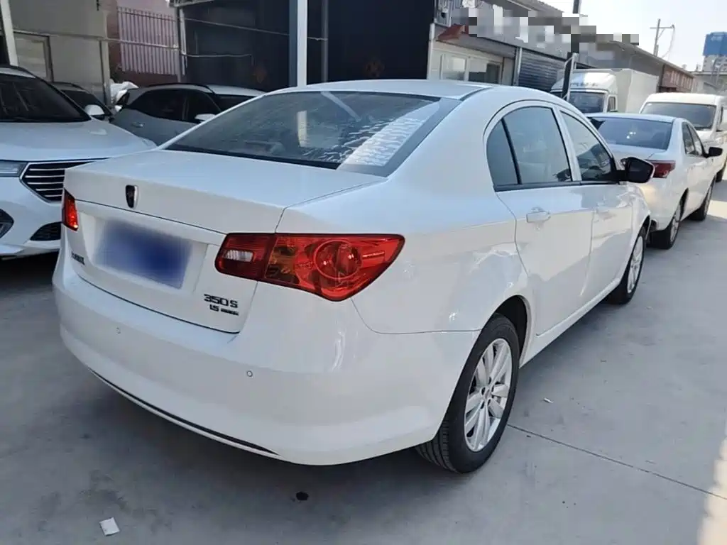 Roewe 350 2017 2015 Model 1.5L Automatic Luxury Sunroof Edition