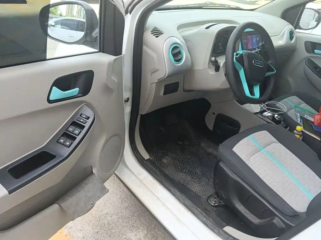 JMCG New Energy Little Kirin 2025 2025 PLUS+ Comfort Model