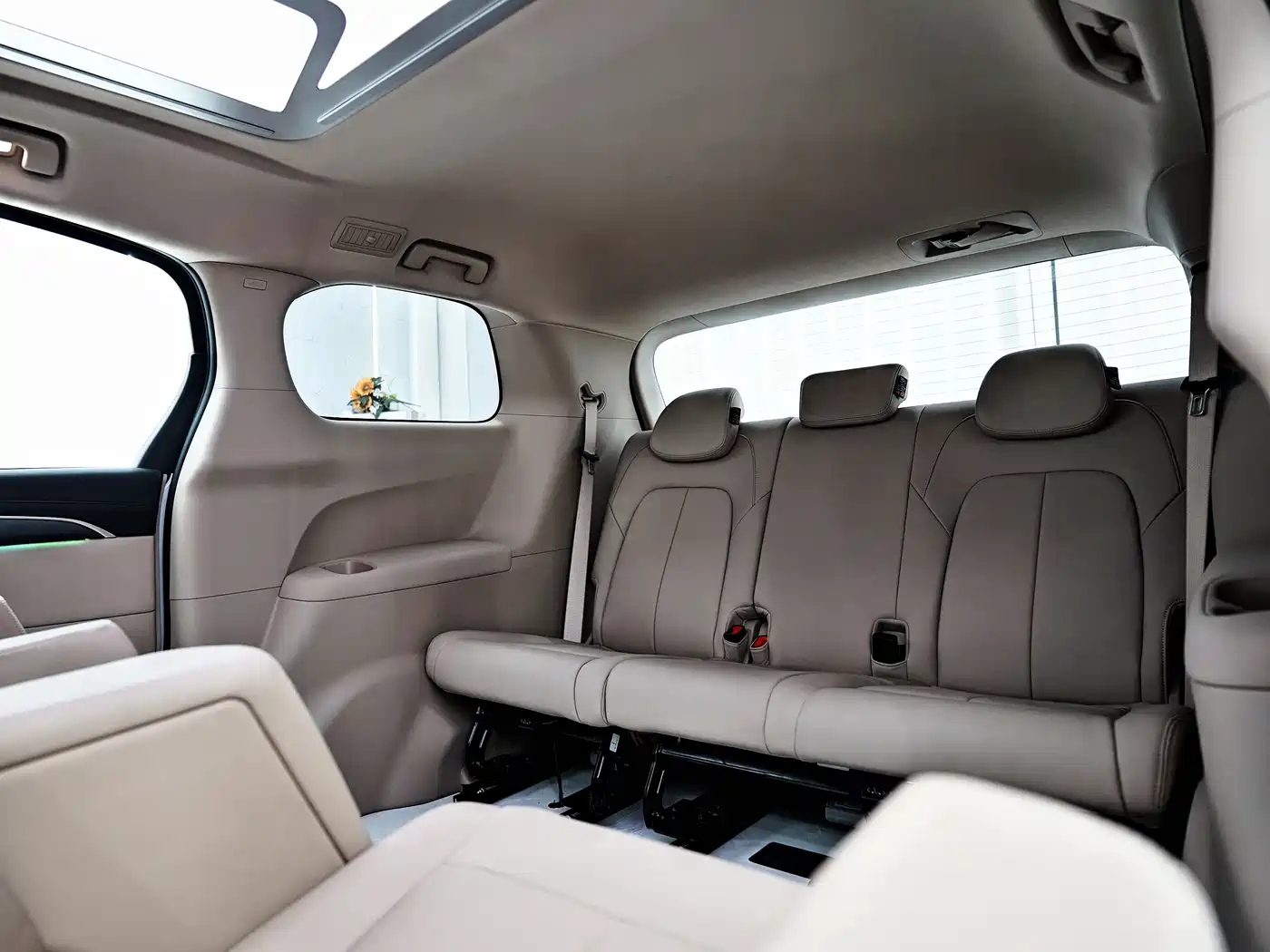 Buick GL8 2025 Land Business Class First Edition фото 23