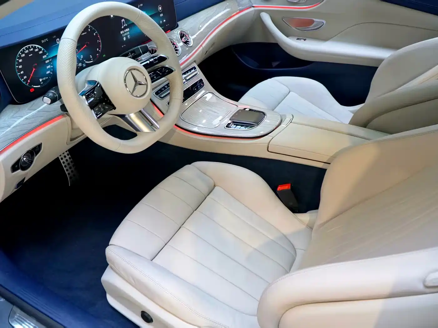 MERCEDES-BENZ E CLASS