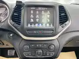 صورة 17 - Jeep Cherokee