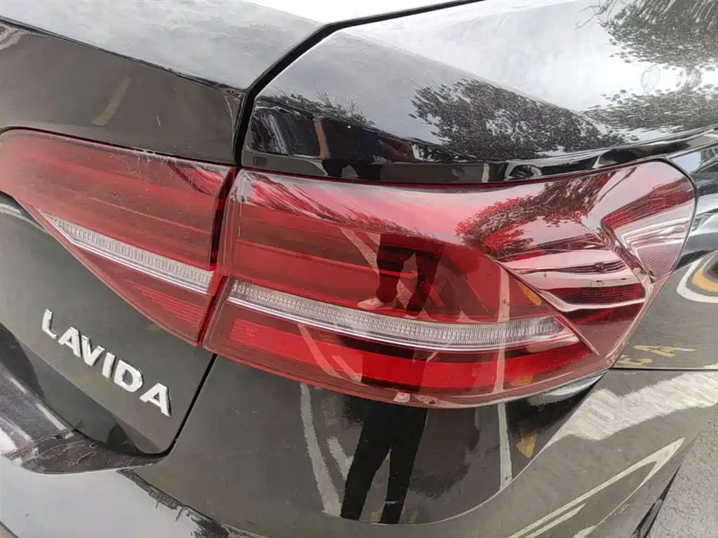 VOLKSWAGEN LAVIDA